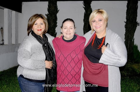 19112014 Marisa, Isabel y Elizabeth.