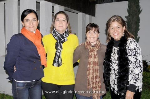 19112014 Karina, Consue, Gina y Cova.