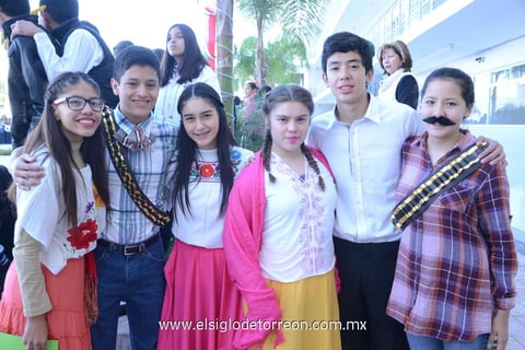 21112014 Dafne, Alberto, Valeria, Anahí, Óscar y Lily.