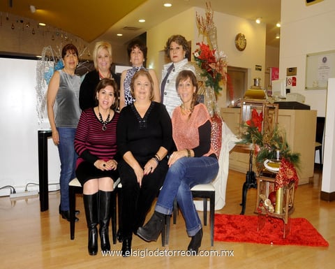 22112014 Damas de la Asociación de Clubes de Jardinería, A.C.
