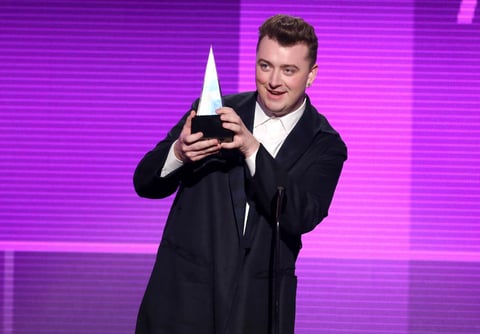 Sam Smith ganó el premio de artista de rock/pop masculino.
