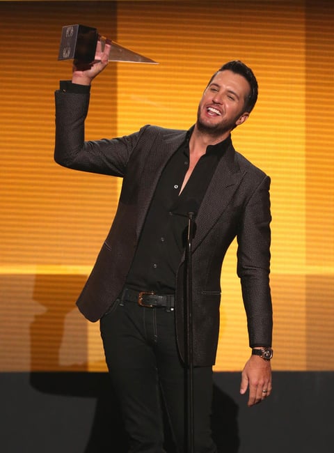 Luke Bryan ganó el premio de cantante de country favorito.