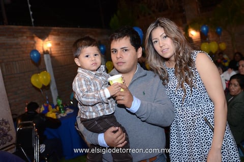 23112014 FESTEJAN SUS DOS AñOS DE VIDA.  Said Pérez García cumplió años, por lo que fue festejado por sus papás, Sergio Elías y Karla.