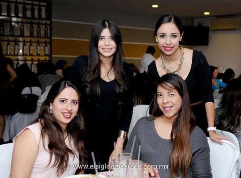 27112014 Hilda, Cecy y Maru.