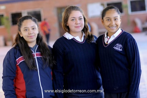 06122014 Ximena, Ana Luz y América.