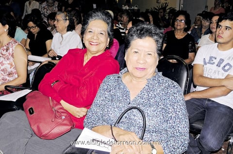 07122014 CONTENTAS.  Elvia y Bety.