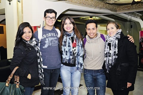 07122014 Angélica y Víctor.