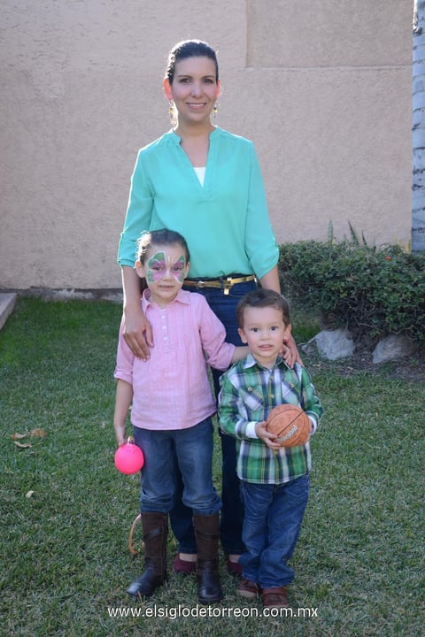 10122014 Sofía, Leonardo y Fabiola.