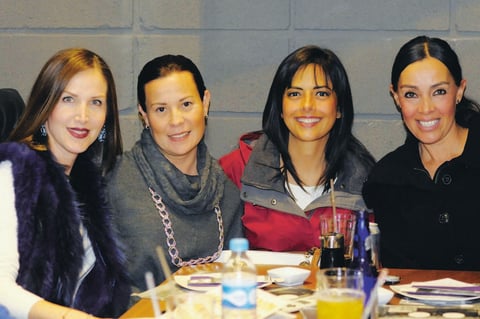12122014 Marifer, Ana, Estrella y Mariam. Lizeth y Claudia.