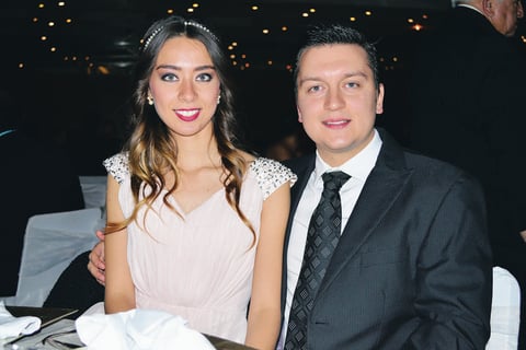 12122014 Cristina CantÃº y Lucho Petron. Tina Zugasti de Rivera, Jorge Rivera, Laura V. de Rivera, Sergio Rivera y Jorge Rivera. Roberto Salum y MaytÃ© Cota.