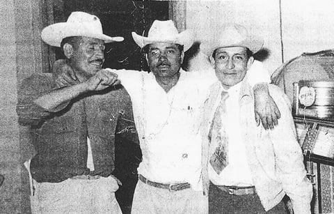 En San Pedro, Coahuila: Elías Ortega, Hipólito Treviño y Mauro Garza en el año de 1950