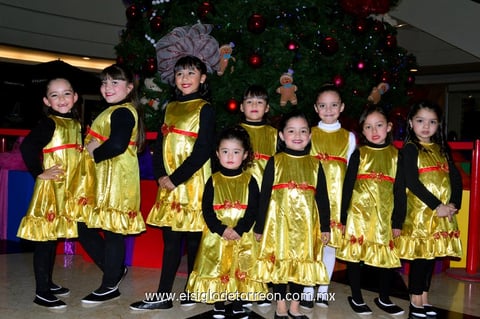 16122014 Equipo de jazz de kínder y primaria.