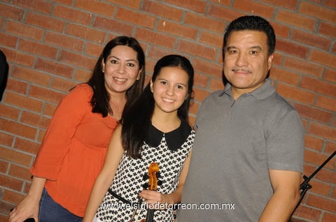 17122014 Juanis, Diana y Jesús.