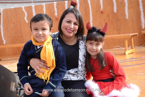 18122014 Josué, Blanca y Fernanda.
