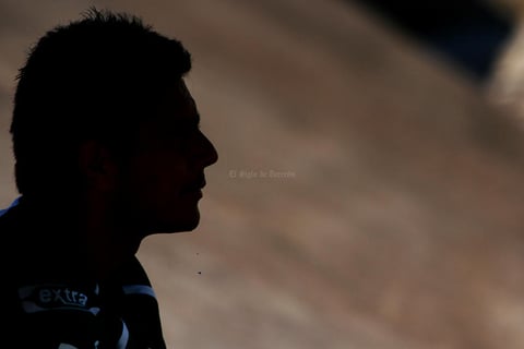 El 19 de diciembre de 2014 anunció su retiro del futbol mexicano profesional.