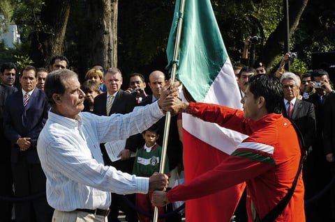 El portero de los albiverdes fue abanderado por Vicente Fox para el Mundial de Alemania 2006.