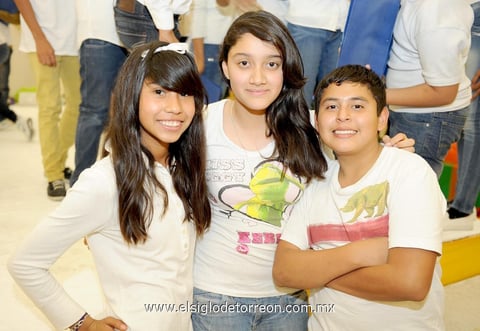 20122014 Mariana, Cynthia y Chuy.