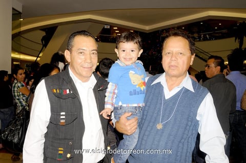 22122014 Manuel Jiménez, Gerado Salinas y Santiago Salinas.
