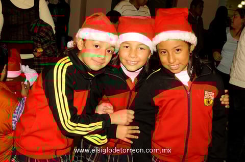 23122014 Paty, Ana Luisa, Blanca y Elsa.
