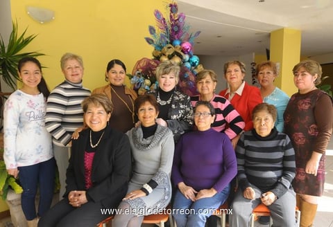 24122014 POSADA ENTRE AMIGAS.  Arantza, Blanca, Marina, Rosy, Olga, Paty, Lulú, María Elena, Angélica, Lupita, Inés y Chepis.