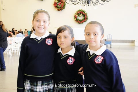24122014 Dania, Emma y Frida.