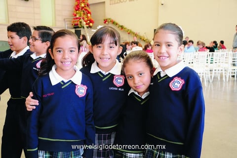 24122014 Angie, Luciana, Yaretzy y Marcia.