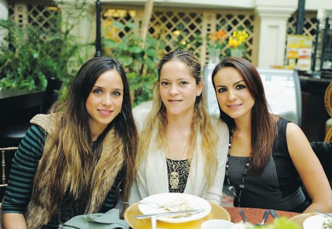 Daniela, Karime y Dulce.