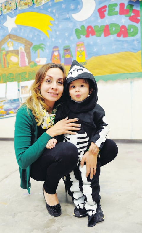 Diana con su hijo Alex.