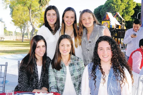 26122014 Franz Von Bertrab con sus hijos. MarÃ­a Amelia, Astrid, Marcela, Regina, Alicia y Frida.