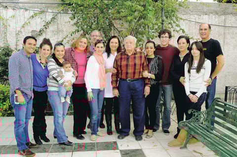 Familia Ramos Leyva.