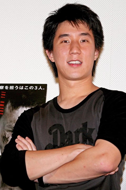 Jaycee Chan, hijo de Jackie Chan, fue detenido acusado de posesión de marihuana y de contratar mujeres en las calles.