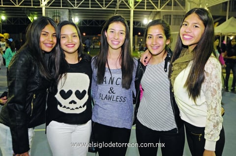 28122014 Maryfer, Marian, Maryfer, Paola y Dafne.