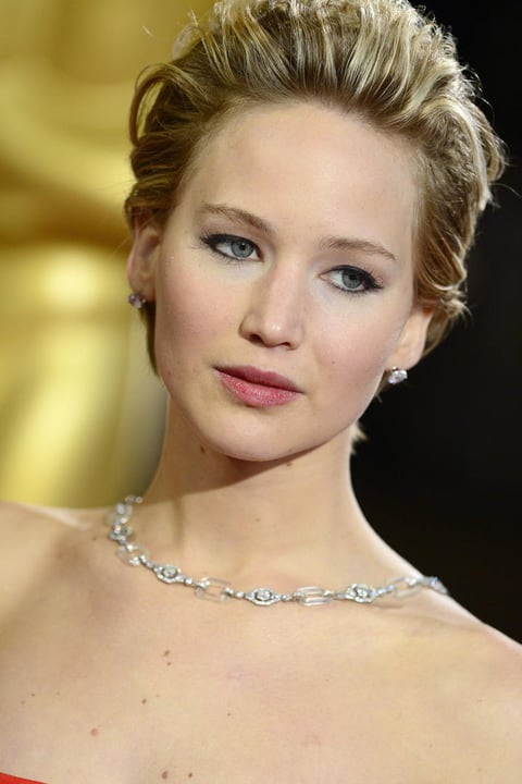 A sus 24 años, la ganadora de un Óscar por Silver Linings Playbook, se ha hecho con la primera posición en el año la temporada en la que han coincidido en las pantallas las dos sagas de éxito en las que participa.