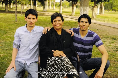 04012015 Jesús, Beatriz, Filiberto, Diana y Lizette.