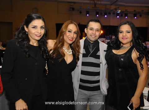 03012015 Perla, Paty, Raúl y Mara.