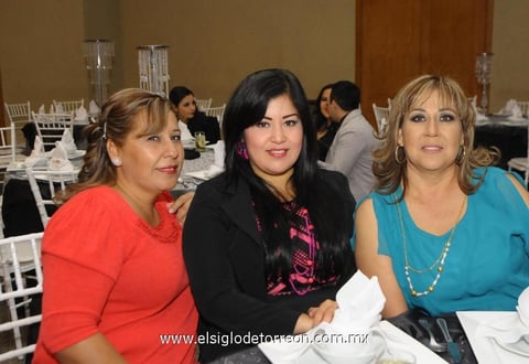 03012015 Tere, Lupita y Nancy.