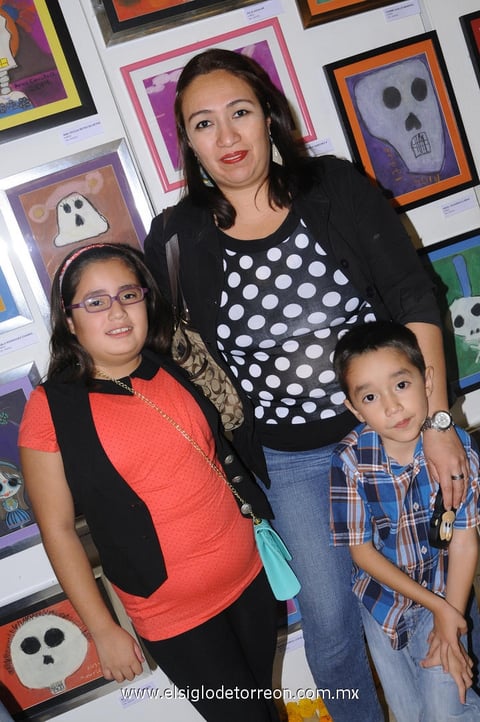 03012015 EN EXPO PICTóRICA.  Ximena, Dulce y Eliú.