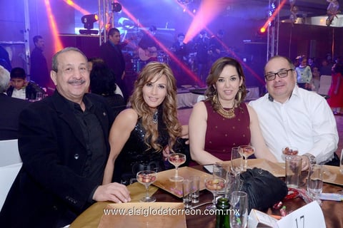 06012015 Mario, Mary Tere, Ivette, Humberto y Alexis.