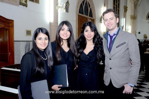 07012015 Karla, Ariadnne, Ingrid y Anthony.