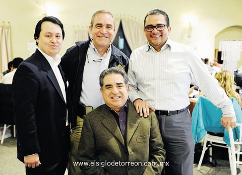 11012015 Heriberto, Percy y Marco.