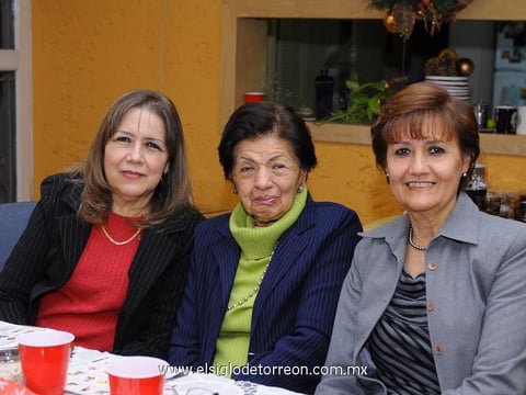 11012015 Lucha, Lupita y Ana Luz.