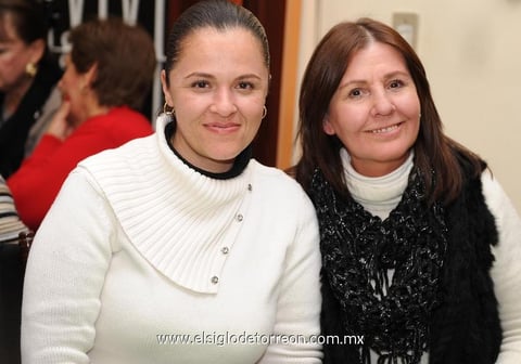 15012015 July y Ángeles.