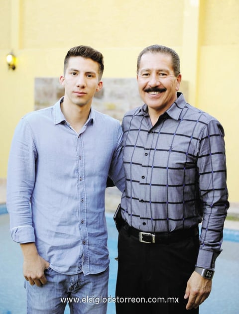 16012015 PADRE E HIJO.  Neto y Ernesto.
