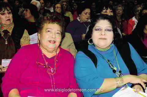 18012015 EN CLASE DE COCINA.  Rita y Lupita.