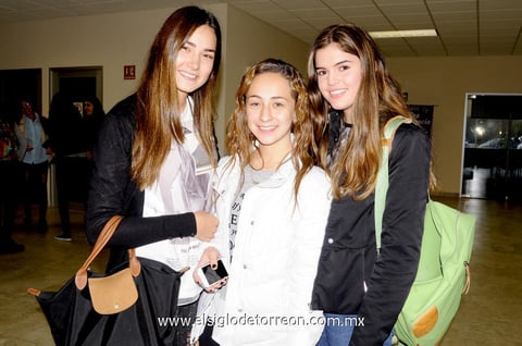 21012015 Valeria, Luisa y Lorena.