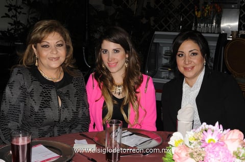 23012015 Marisa, Margarita y Valeria.