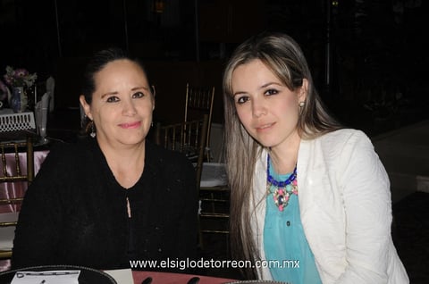 23012015 Tania Briseño y Lucy Briseño.