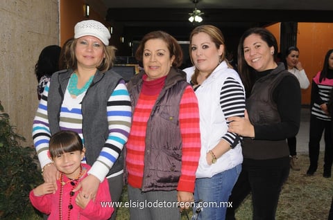 23012015 Alicia Cobián, Mary Carmen Cobián, Coco Cobián y Gaby Ramírez.