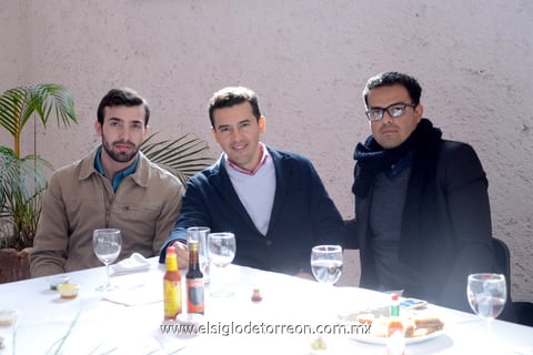 26012015 Miguel, Jorge A. y Jorge R.