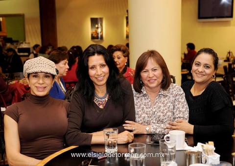 27012015 Rosy, Mary, Mayra y Carmen.